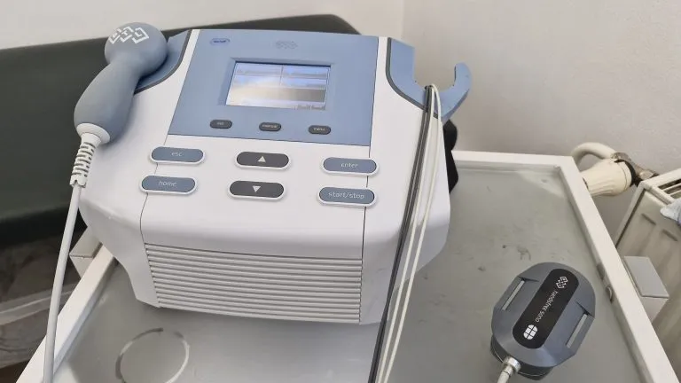 Přístroj BTL pro elektroléčbu
